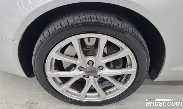 Audi A6 2010 3.0 автомат (гидро), миниатюра 5