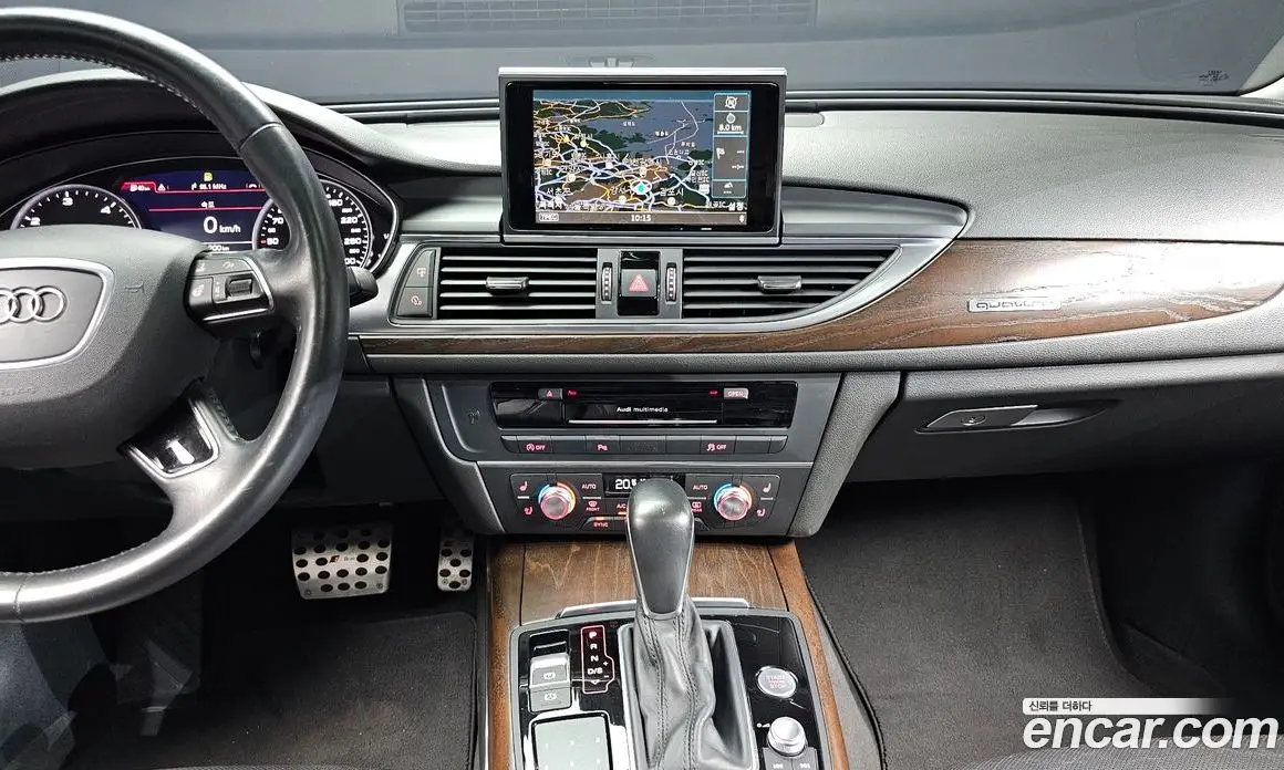 Audi A6 2016 2.0 автомат (гидро), фото 13