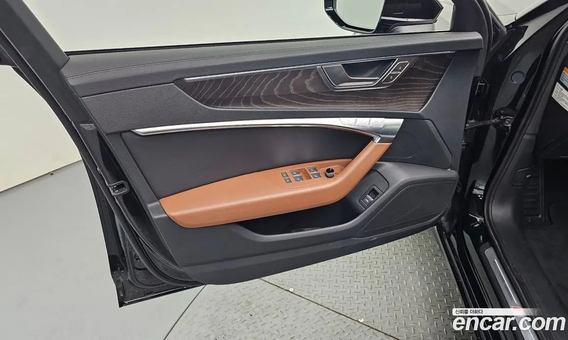Audi A6 2022 2.0 автомат (гидро), фото 14