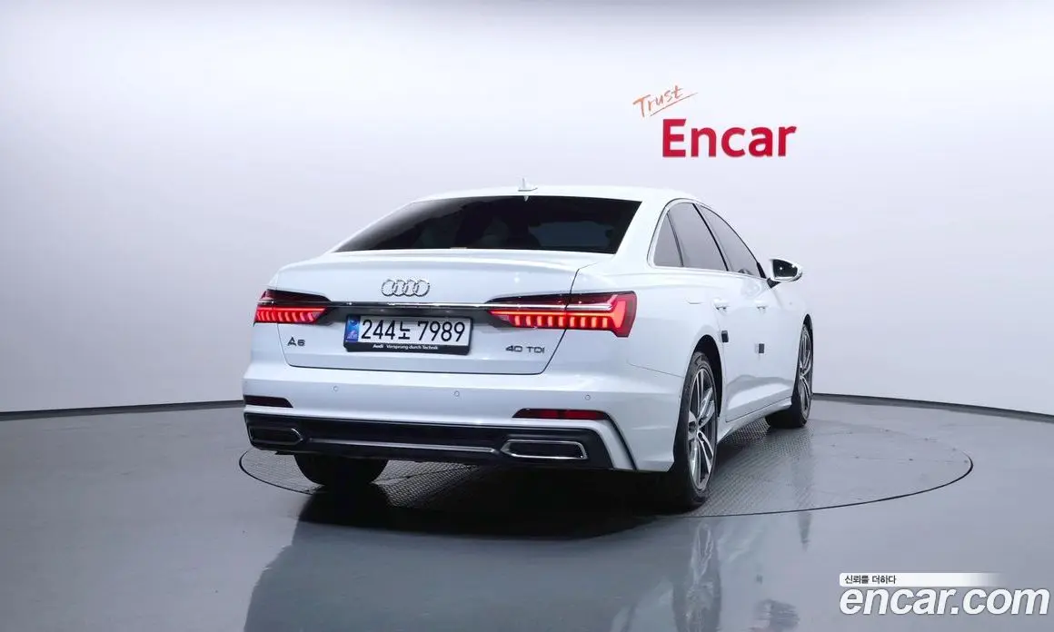 Audi A6 2023 2.0 автомат (гидро), фото 4