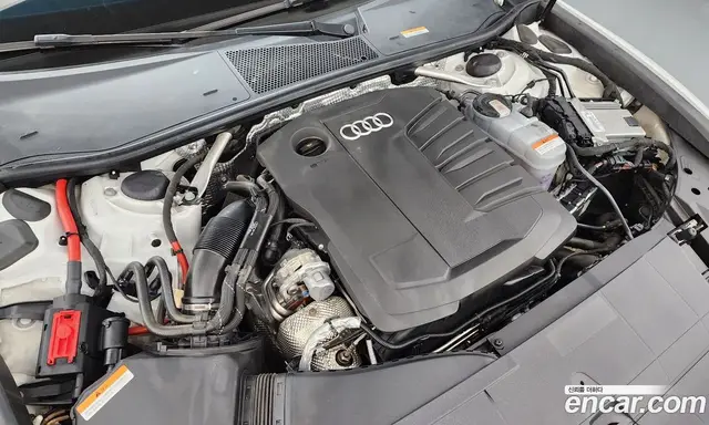 Audi A6 2023 2.0 автомат (гидро), миниатюра 6