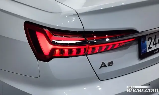 Audi A6 2023 2.0 автомат (гидро), миниатюра 9