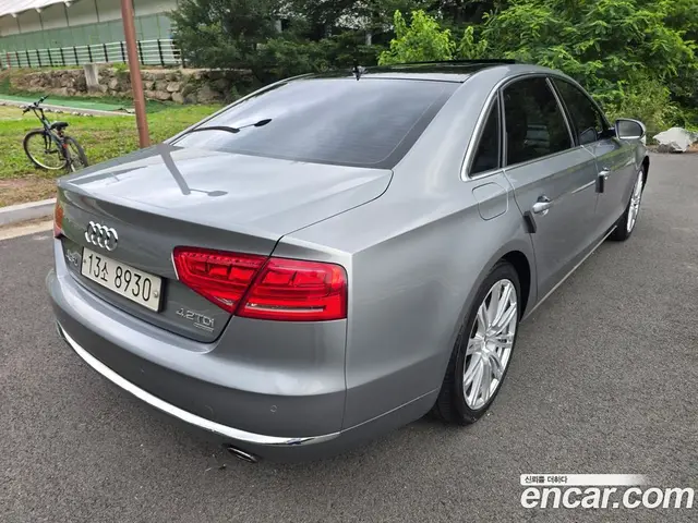 Audi A8 2012 4.1 автомат (гидро), миниатюра 6