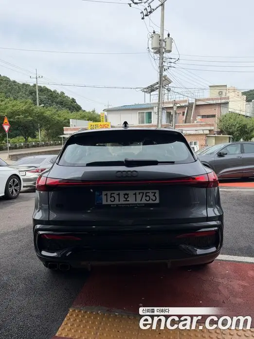 Audi Q5 2025 2.0 автомат (гидро), миниатюра 3