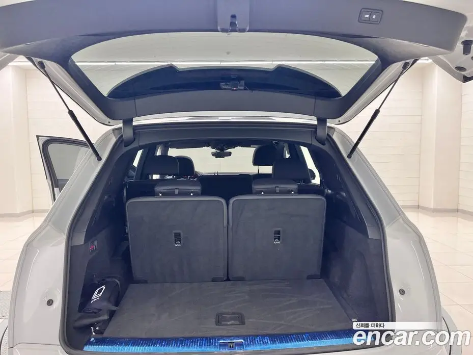 Audi Q7 2022 3.0 автомат (гидро), фото 20