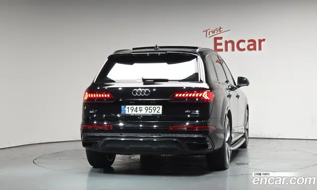 Audi Q7 2022 3.0 автомат (гидро), миниатюра 3