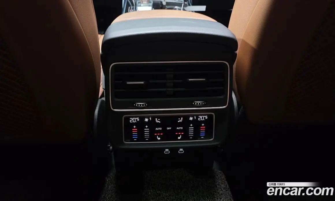 Audi Q7 2023 3.0 автомат (гидро), фото 23