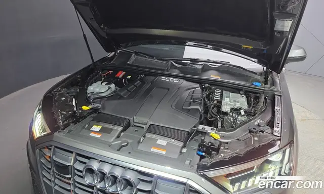 Audi Q7 2023 3.0 автомат (гидро), миниатюра 5