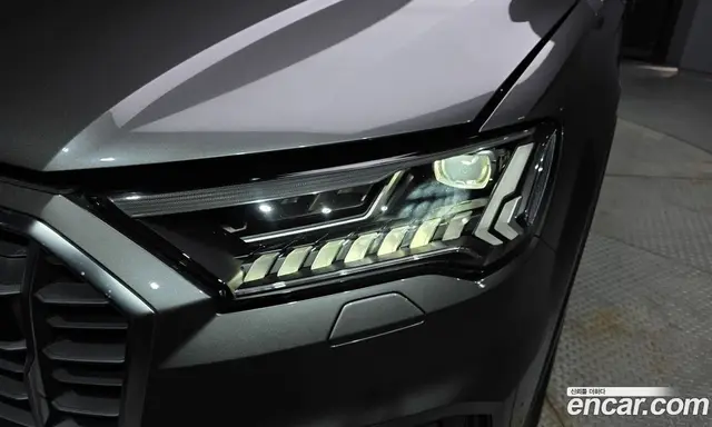 Audi Q7 2023 3.0 автомат (гидро), миниатюра 7