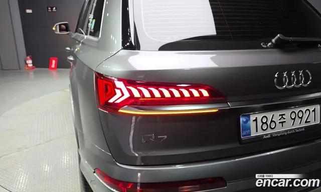 Audi Q7 2023 3.0 автомат (гидро), миниатюра 8