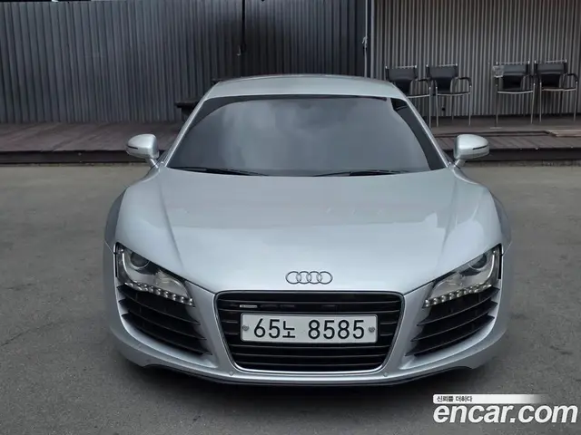 Audi R8 2008 4.2 механика, миниатюра 2