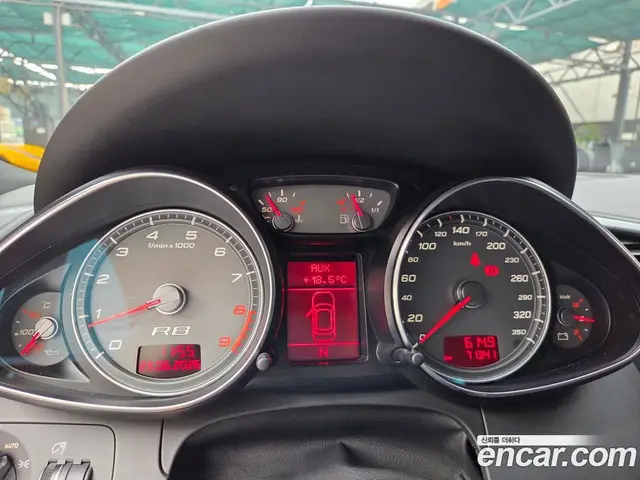 Audi R8 2008 4.2 механика, миниатюра 11