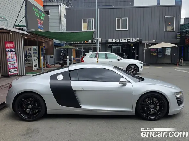 Audi R8 2008 4.2 механика, миниатюра 3