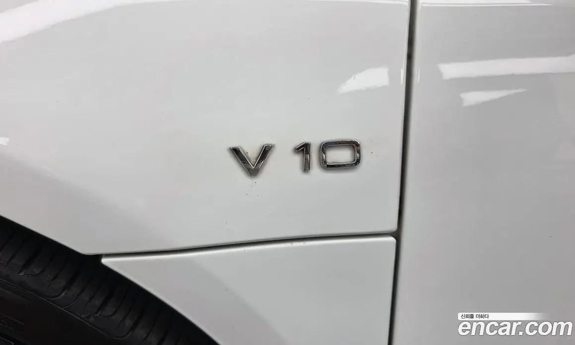 Audi R8 2010 5.2 автомат (гидро), фото 17