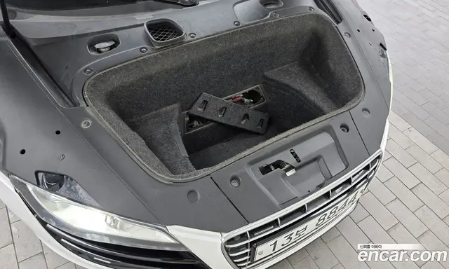 Audi R8 2010 5.2 автомат (гидро), миниатюра 6