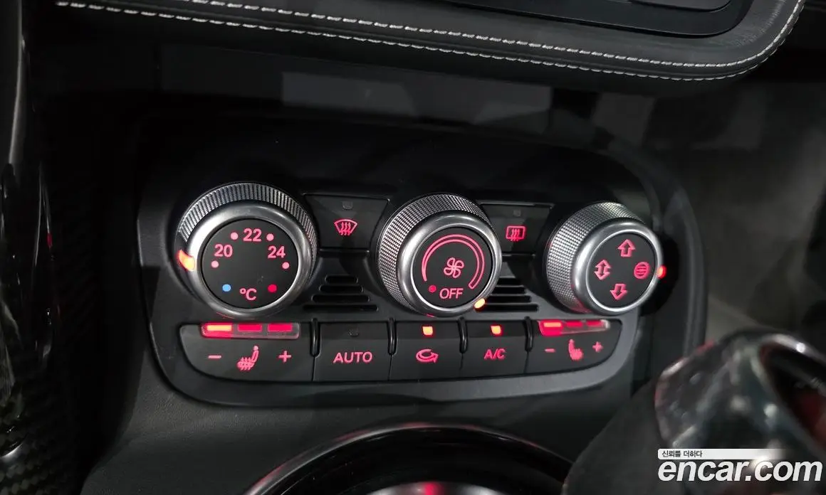 Audi R8 2015 5.2 автомат (гидро), фото 15