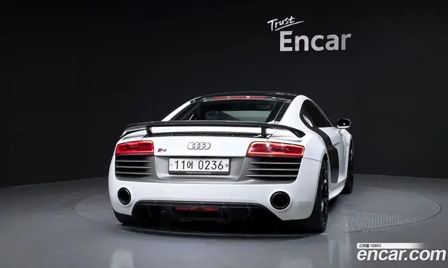 Audi R8 2015 5.2 автомат (гидро), миниатюра 4