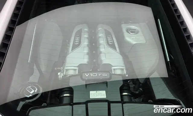 Audi R8 2015 5.2 автомат (гидро), миниатюра 6