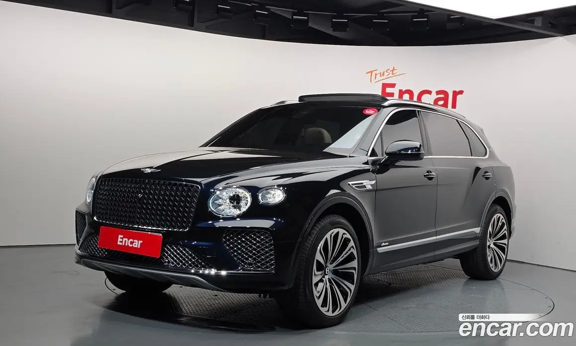 Bentley Bentayga 2025 4.0 автомат (гидро), фото 1 Bentley Bentayga 2025 4.0 автомат (гидро), фото 1