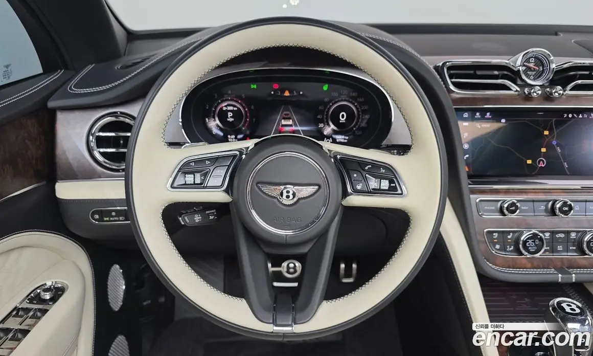 Bentley Bentayga 2025 4.0 автомат (гидро), фото 14 Bentley Bentayga 2025 4.0 автомат (гидро), фото 14