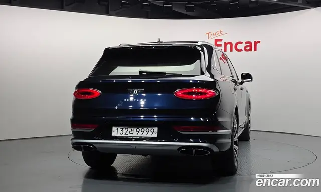 Bentley Bentayga 2025 4.0 автомат (гидро), миниатюра 4 Bentley Bentayga 2025 4.0 автомат (гидро), миниатюра 4