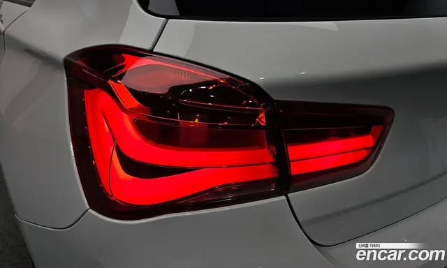 BMW 1 серия 2018 2.0 автомат (гидро), миниатюра 8