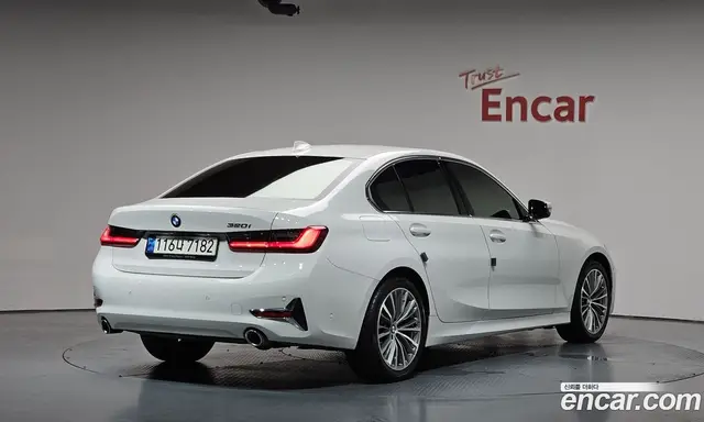 BMW 3 серия, 2021, 23 466 км