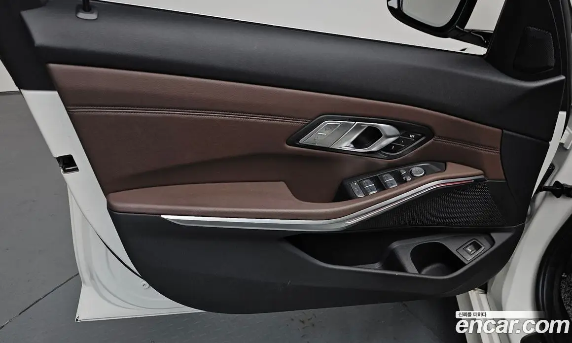 BMW 3 серия 2021 2.0 автомат (гидро), фото 13