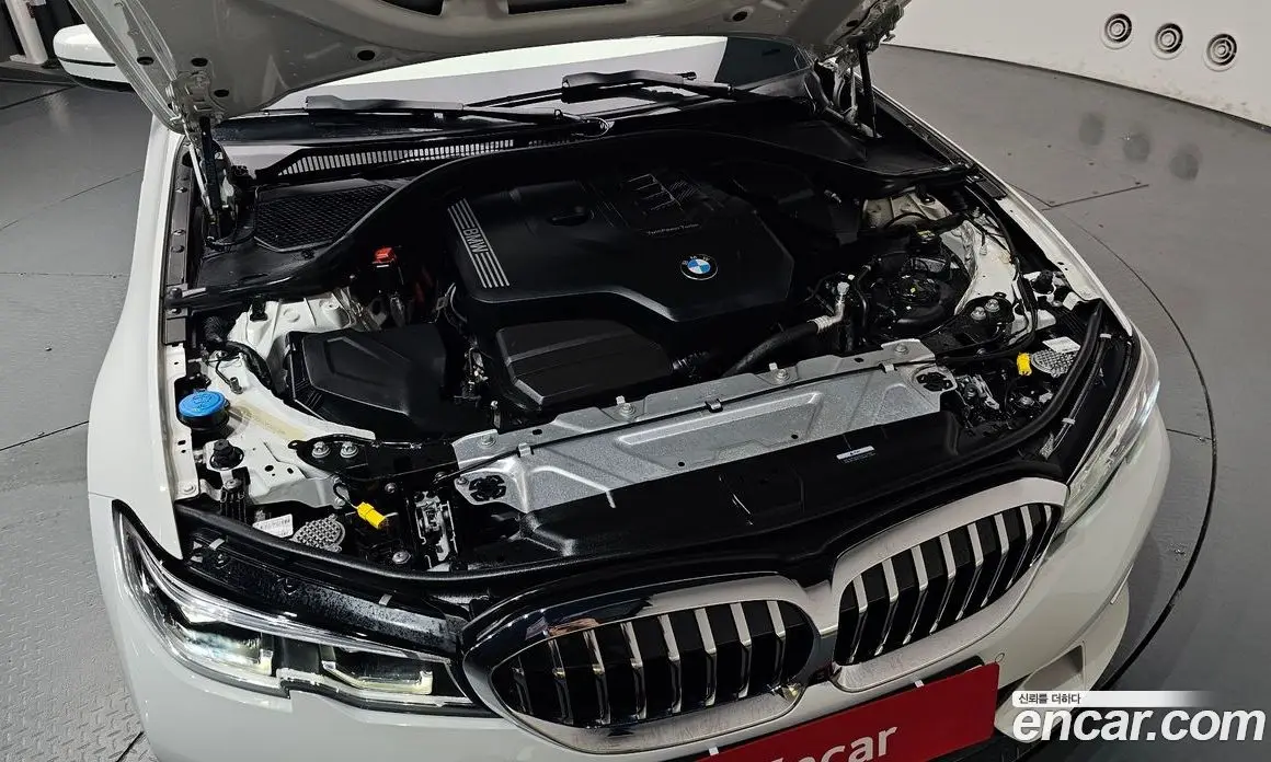 BMW 3 серия 2021 2.0 автомат (гидро), фото 5