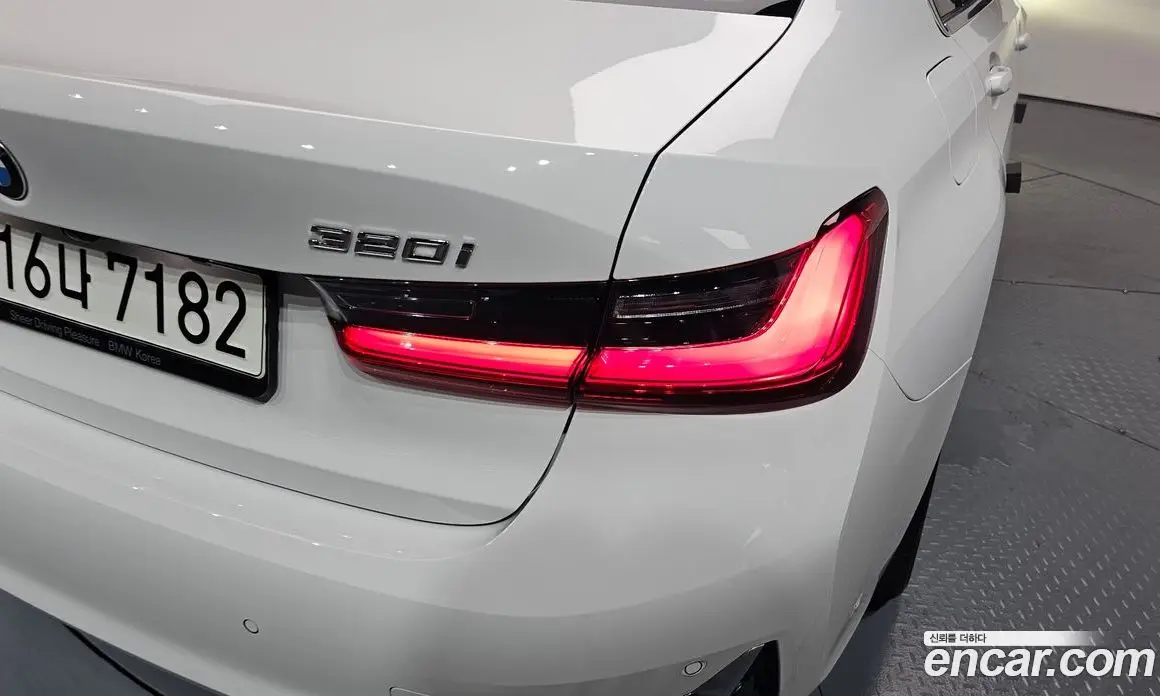 BMW 3 серия 2021 2.0 автомат (гидро), фото 8
