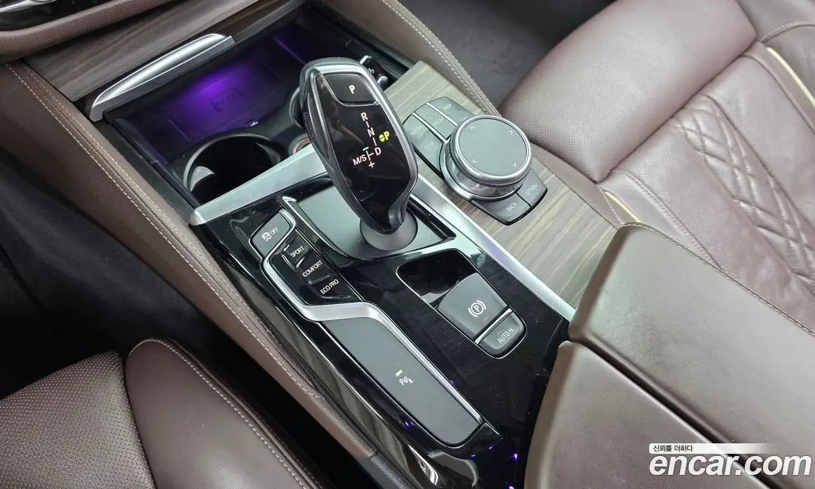 BMW 5 серия 2018 2.0 автомат (гидро), фото 9