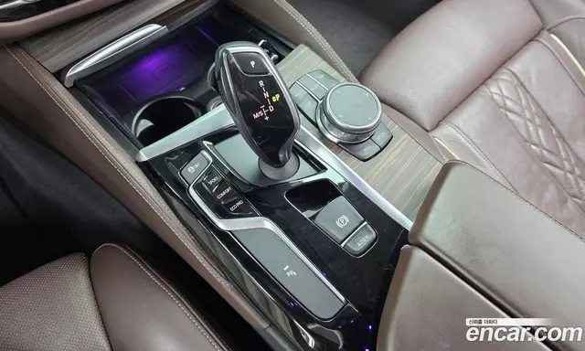 BMW 5 серия 2018 2.0 автомат (гидро), миниатюра 9