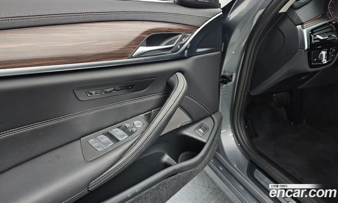 BMW 5 серия 2023 2.0 автомат (гидро), фото 30