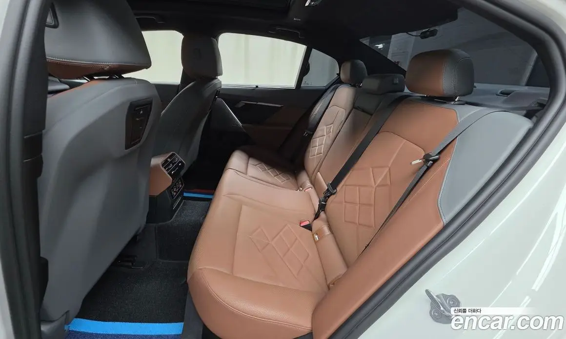 BMW 5 серия 2024 2.0 автомат (гидро), фото 18