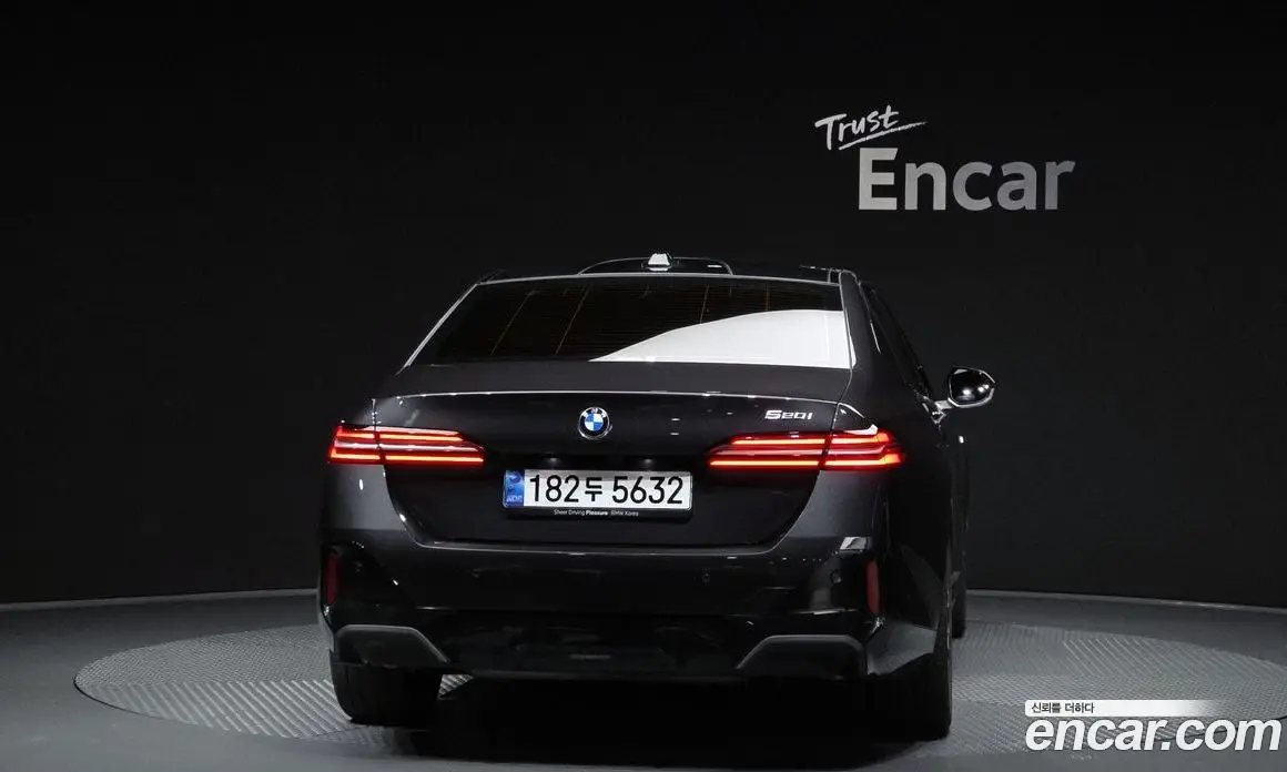 BMW 5 серия 2024 2.0 автомат (гидро), фото 4