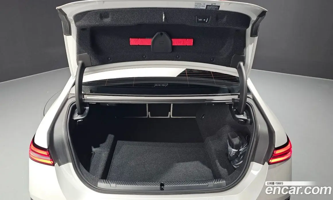 BMW 5 серия 2025 2.0 автомат (гидро), фото 26