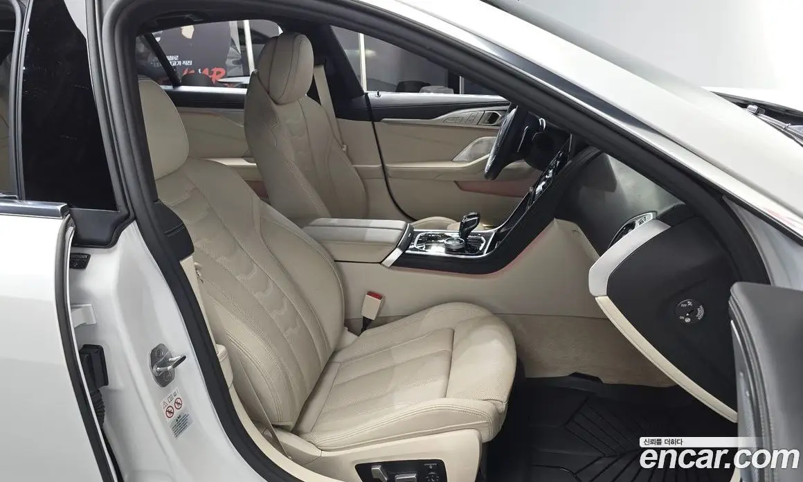 BMW 8 серия 2024 4.4 автомат (гидро), фото 16