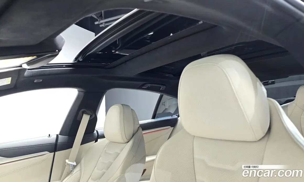 BMW 8 серия 2024 4.4 автомат (гидро), фото 22