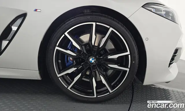 BMW 8 серия 2024 4.4 автомат (гидро), миниатюра 7