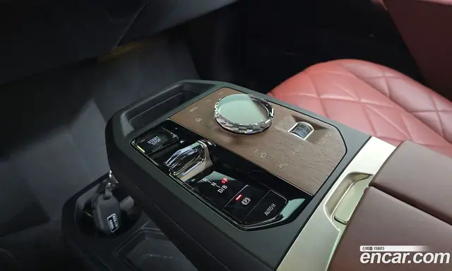 BMW iX 2023 0.3 автомат (гидро), миниатюра 9