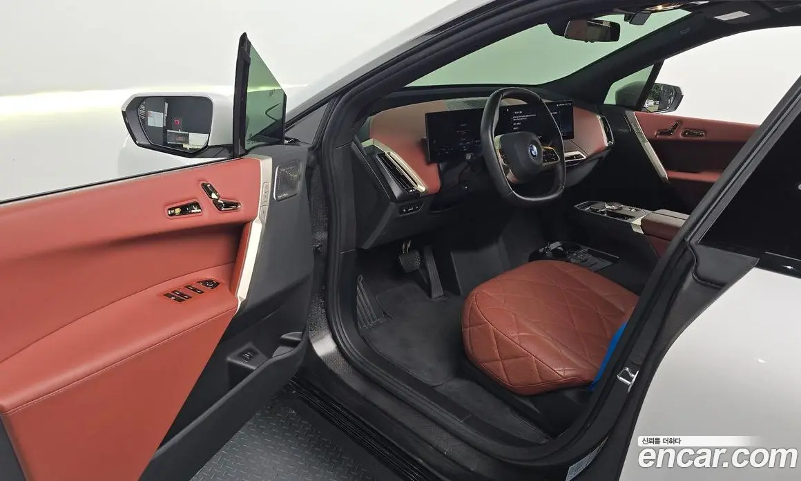BMW iX 2023 0.3 автомат (гидро), фото 10