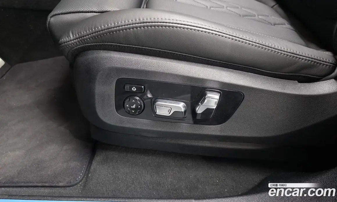 BMW X6 2025 3.0 автомат (гидро), фото 36