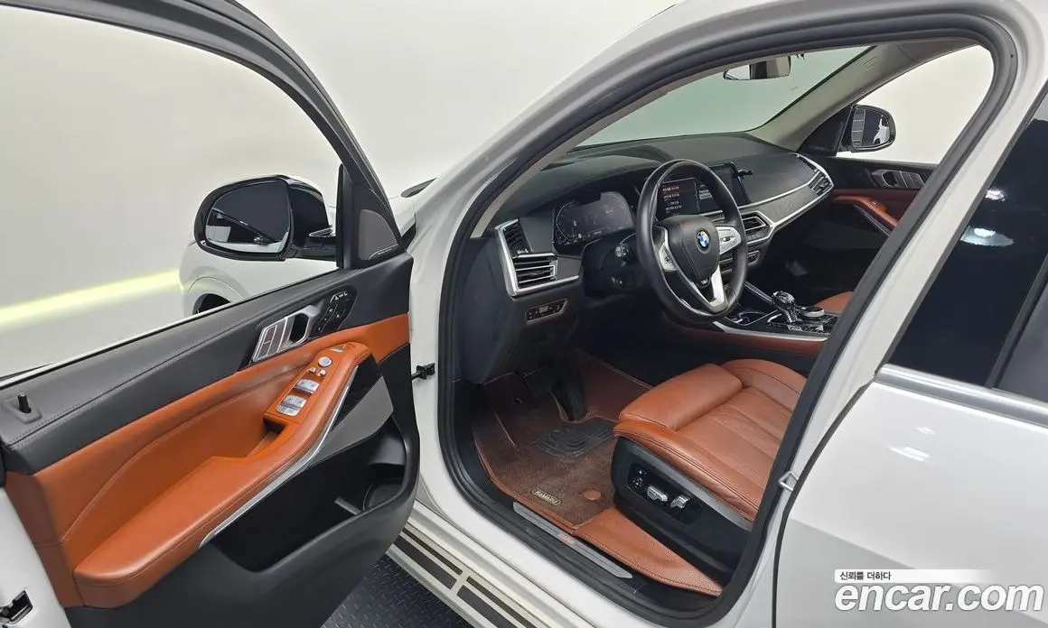 BMW X7 2022 3.0 автомат (гидро), фото 11