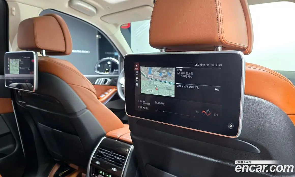 BMW X7 2022 3.0 автомат (гидро), фото 13