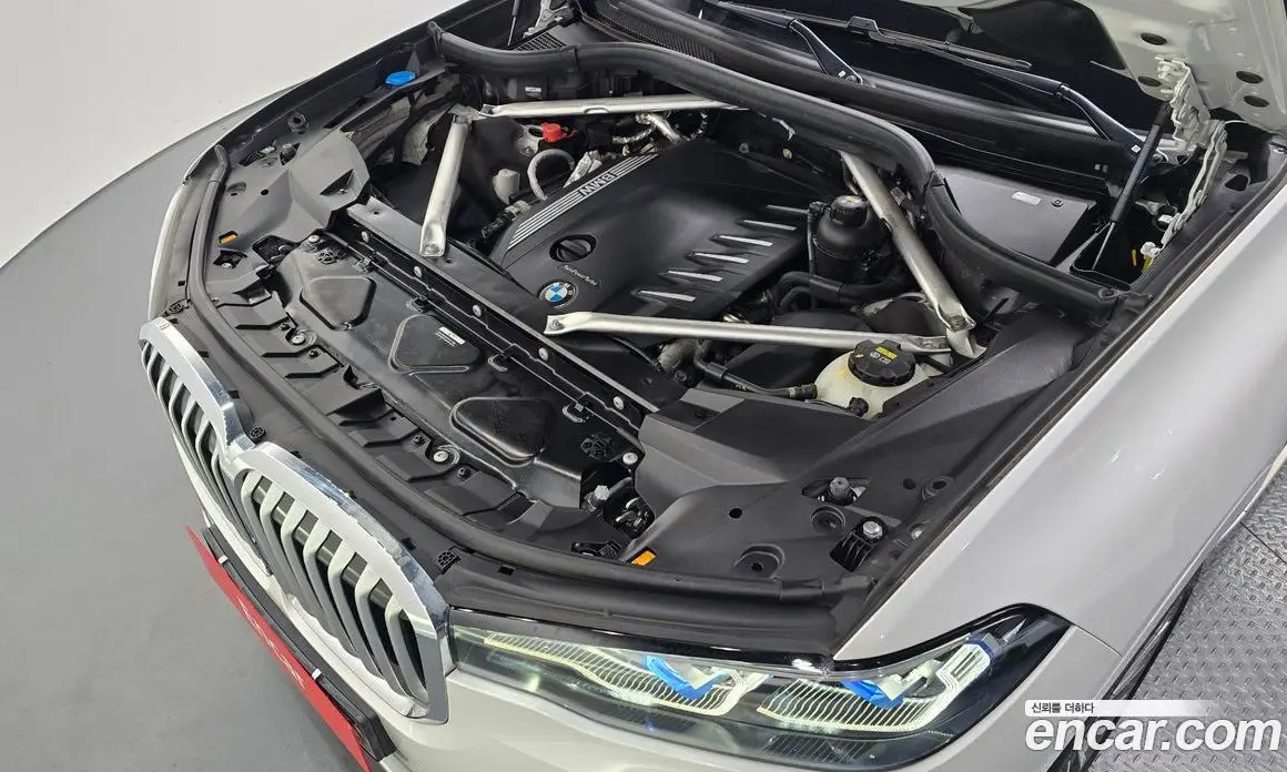 BMW X7 2022 3.0 автомат (гидро), фото 6