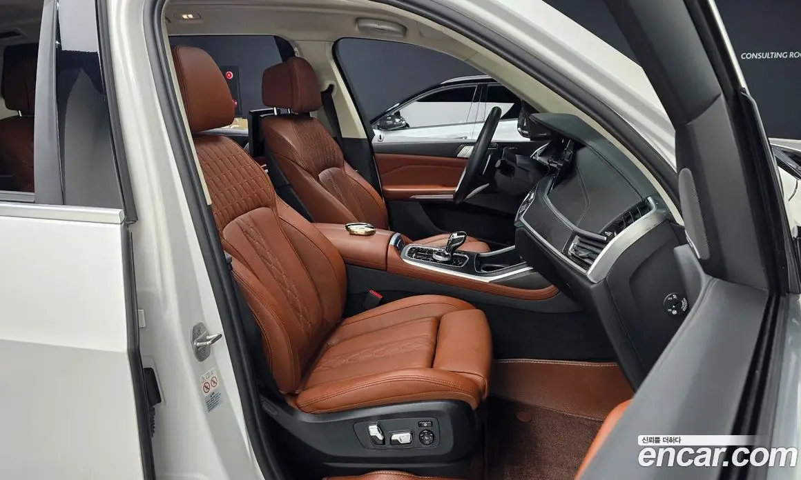 BMW X7 2022 3.0 автомат (гидро), фото 10
