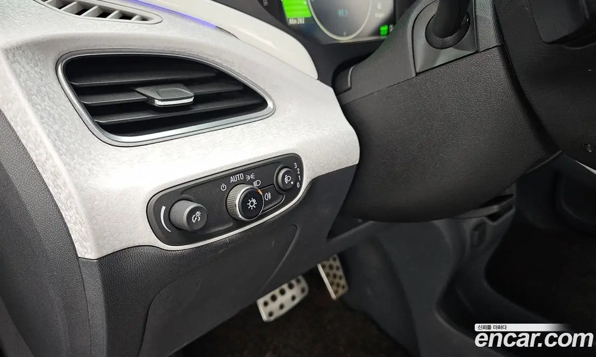 Chevrolet Bolt EV 2019 0.2 автомат (гидро), фото 24