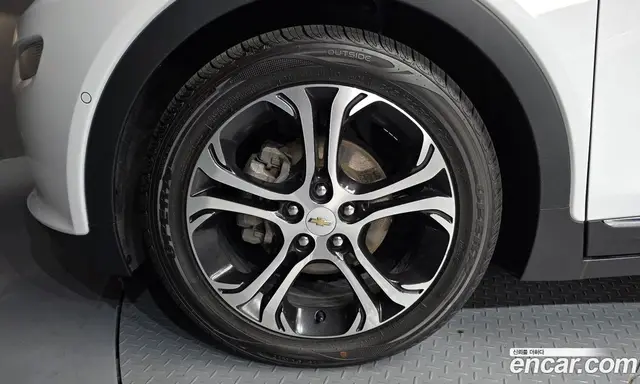 Chevrolet Bolt EV 2020 0.2 автомат (гидро), миниатюра 5