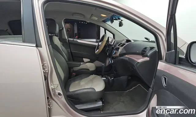 Chevrolet Spark 2012 1.0 автомат (гидро), миниатюра 12