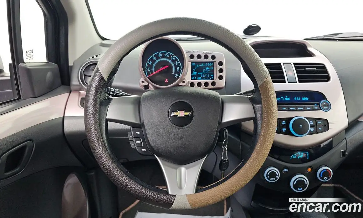 Chevrolet Spark 2012 1.0 автомат (гидро), фото 15